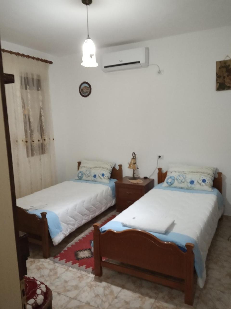 Guest House Baba Lluka Berat Eksteriør bilde
